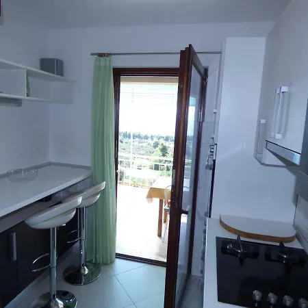 Apartmani Dalija Tucepi Exterior photo