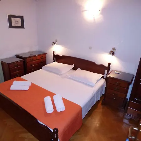 Apartmani Dalija Tucepi Exterior photo