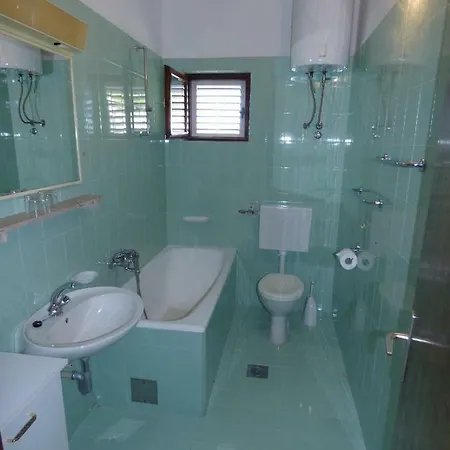 Apartmani Dalija Tucepi Exterior photo