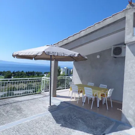 Apartmani Dalija Tucepi Exterior photo