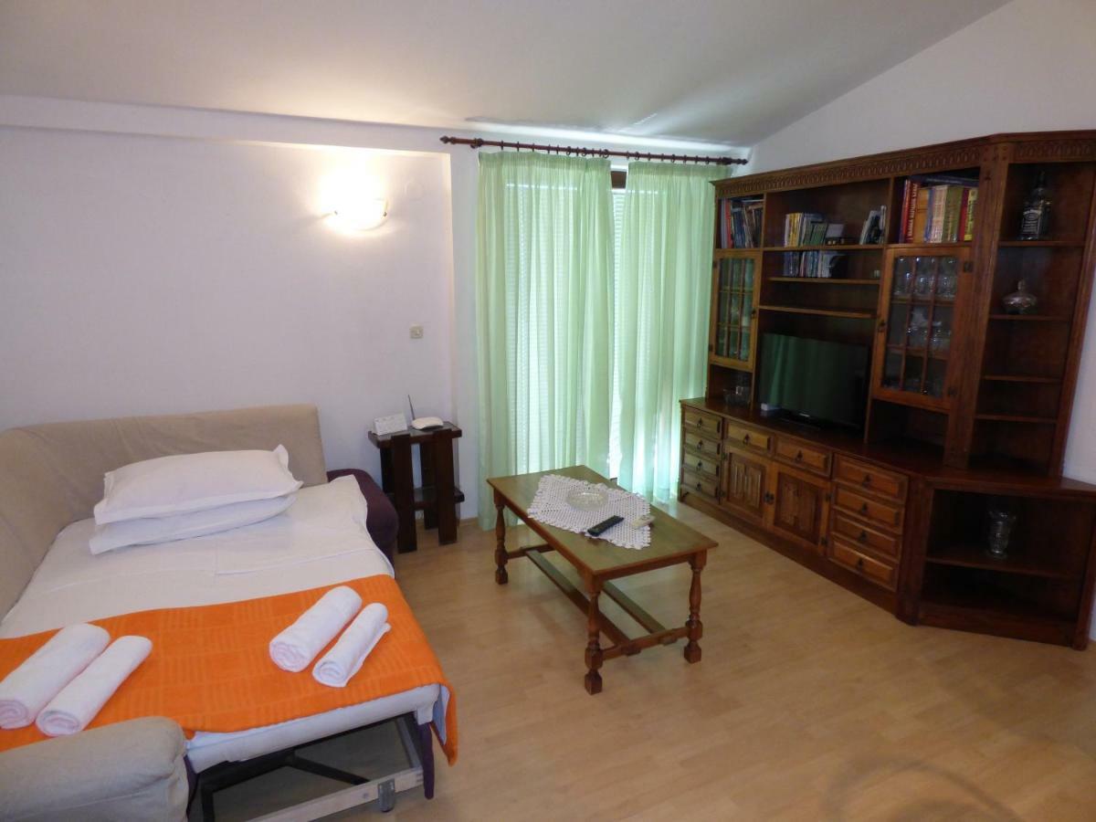 Apartma Dalija *